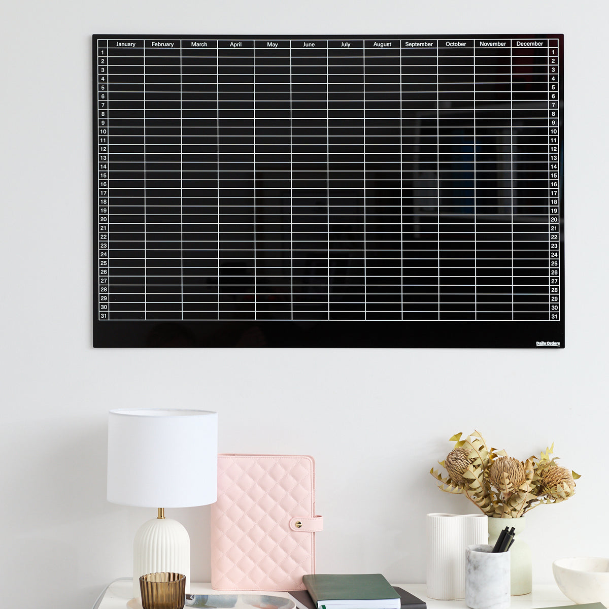 Daily Orders Planner M / Black Yearly Planner | Landscape | Black